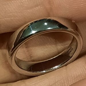GENUINE SOLID STAINLESS STEEL TUNGSTEN CARBIDE 5MM WEDDING BAND RING SIZE 4.5